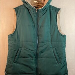 Pretty Garden Sherpa Lined Green Hooded Puffer Vest
